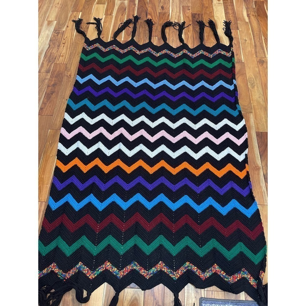 Vintage Handmade multicolor Afghan Sz 65”L x 44”W, super funky!
